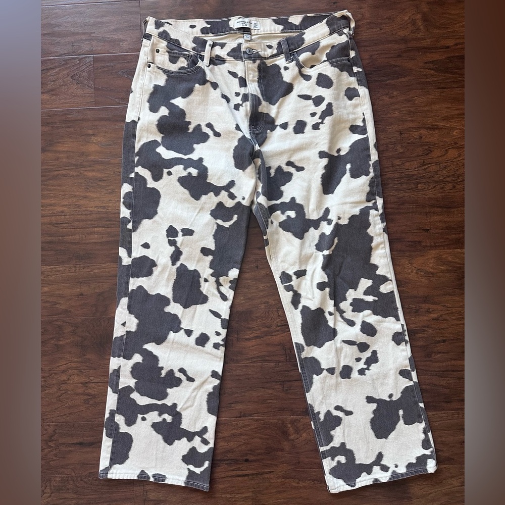 Abercrombie Low Rise Baggy Jean